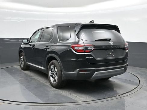 Used 2025 Honda Pilot EX-L image 9
