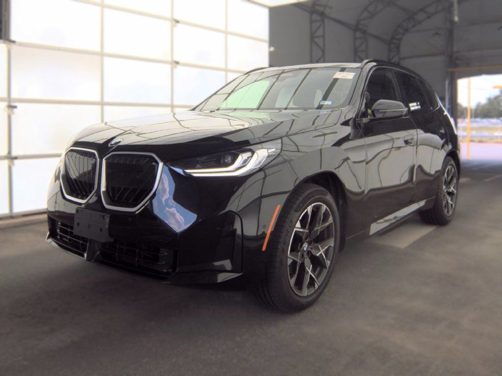 Used 2025 BMW X3 xDrive30i AWD/4WD image 1
