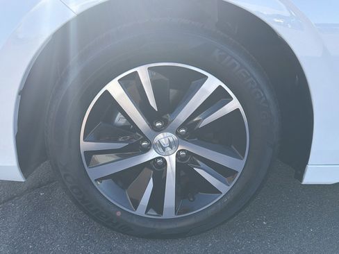 Used 2024 Honda Civic LX image 15