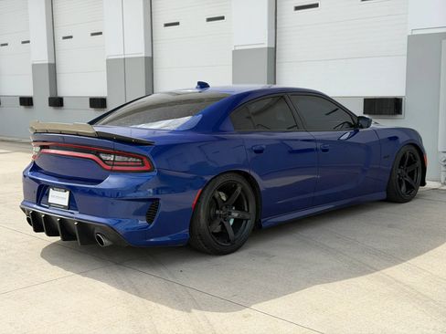 Used 2019 Dodge Charger Scat Pack RWD image 6
