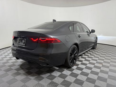 Used 2024 Jaguar XF R-Dynamic SE AWD/4WD image 9