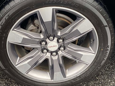 Used 2019 GMC Acadia SLT image 26