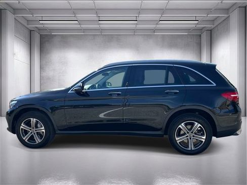Used 2019 Mercedes-Benz GLC 350e 4MATIC image 6