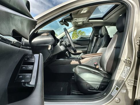 Used 2022 MAZDA CX-30 2.5 Turbo w/ Premium Package image 2