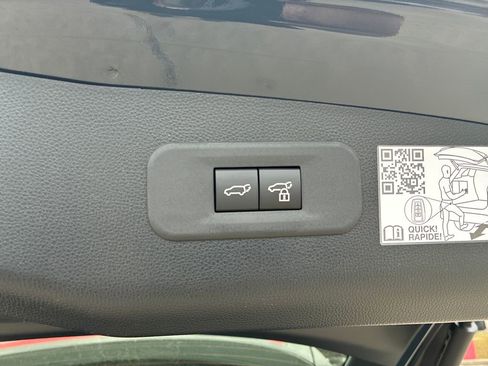 New 2026 Toyota Crown Signia image 31