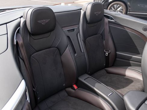 Used 2024 Bentley Continental GT S image 21
