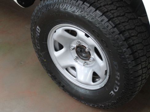 Used 2021 Toyota Tacoma SR image 23