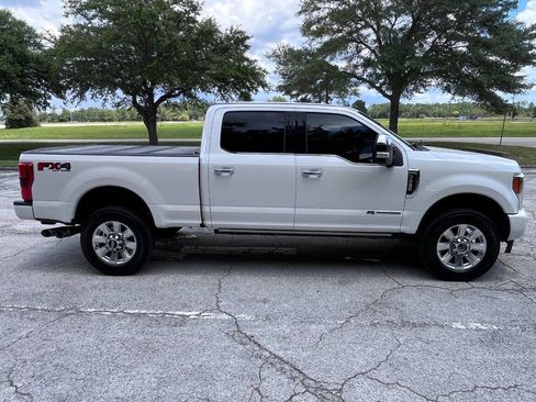 Used 2017 Ford F250 Platinum w/ Platinum Ultimate Package AWD/4WD image 14
