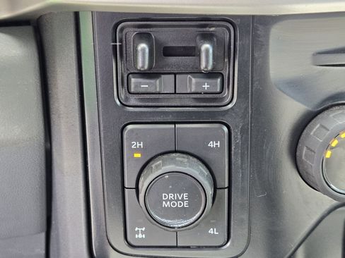 Used 2023 Ford F250 XL w/ STX Appearance Package image 19