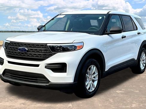 Certified 2020 Ford Explorer 2WD w/ Class III Trailer Tow Package image 4