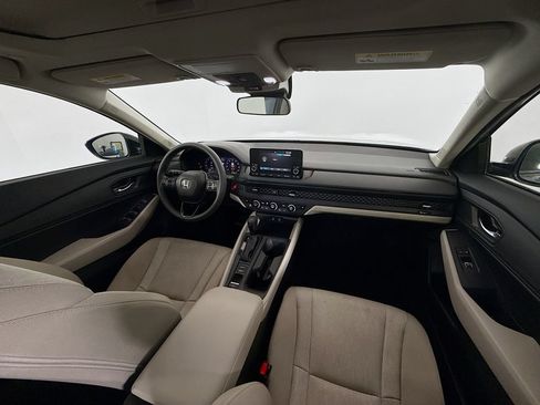Certified 2025 Honda Accord SE image 24