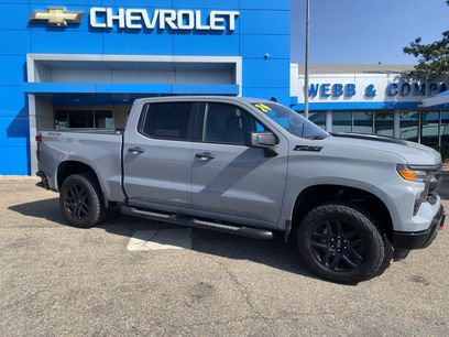 Used 2024 Chevrolet Silverado 1500 Custom Trail Boss w/ LPO, Dark Essentials Package