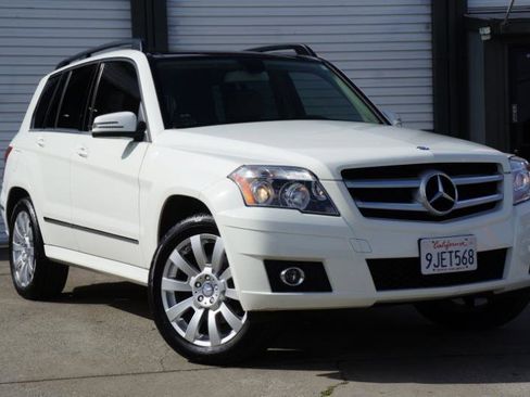 Used 2011 Mercedes-Benz GLK 350 2WD image 2