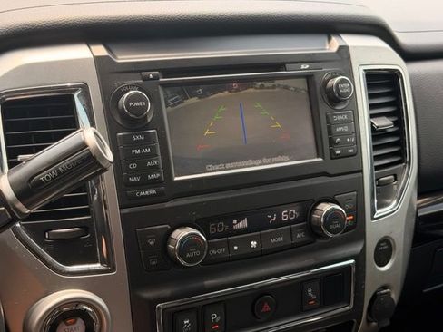 Used 2017 Nissan Titan SV RWD image 28