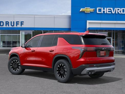 New 2026 Chevrolet Traverse Z71 w/ Driver Confidence Package AWD/4WD image 3