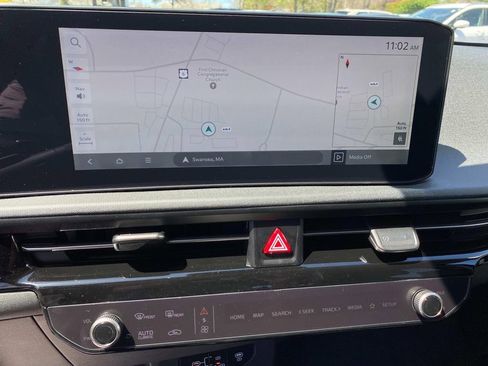 New 2025 Kia EV6 Light w/ Light LR Technology Package image 12