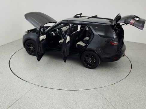 Certified 2022 Land Rover Discovery HSE R-Dynamic image 38