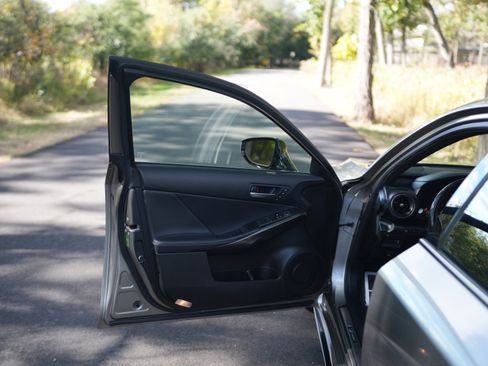 Used 2023 Lexus IS 350 F Sport image 27