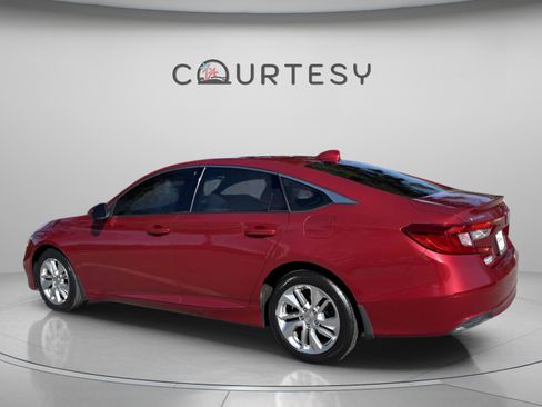Used 2019 Honda Accord LX image 5