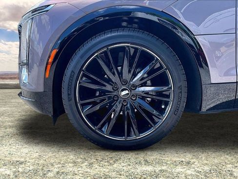 Certified 2025 Cadillac Lyriq Luxury w/ Nappa Leather Package AWD/4WD image 34