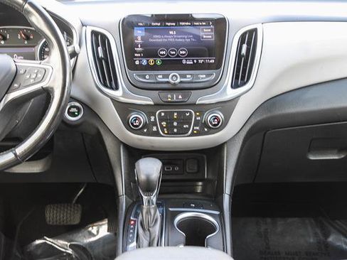 Used 2022 Chevrolet Equinox LT image 13