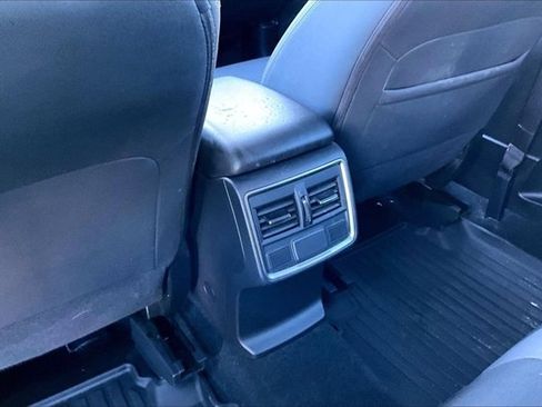 Used 2023 Subaru Forester Premium image 10