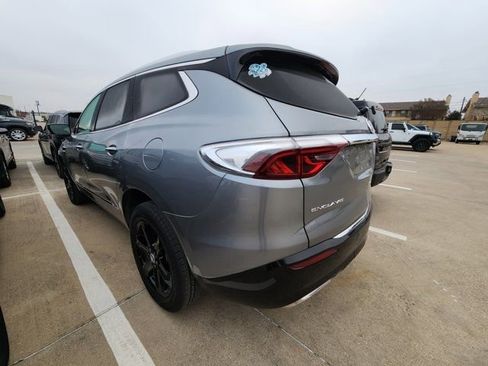 Used 2024 Buick Enclave Essence w/ Sport Touring Edition image 4