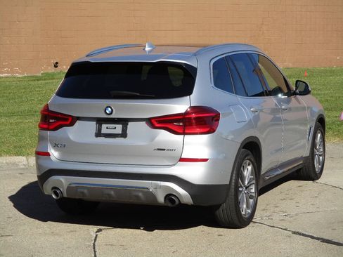 Used 2019 BMW X3 xDrive30i w/ Convenience Package AWD/4WD image 8