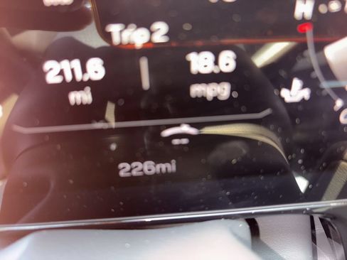 New 2026 GMC Yukon Denali w/ Sun & Power Step Package AWD/4WD image 17