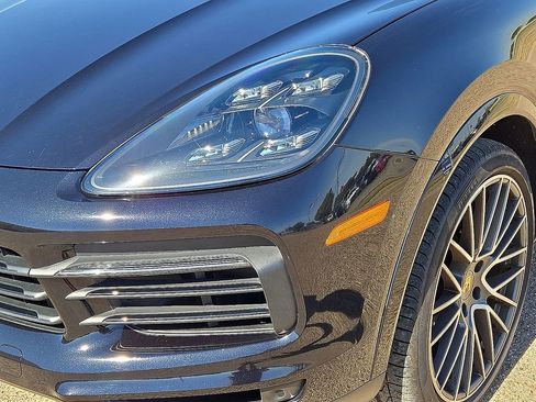 Used 2022 Porsche Cayenne E-Hybrid Coupe image 10