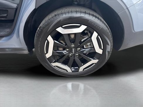 Used 2025 Kia Telluride S AWD/4WD image 21