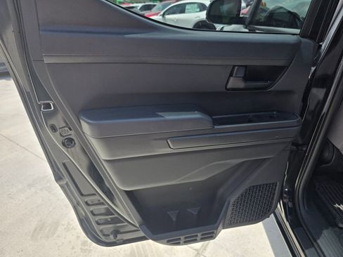 Used 2024 Toyota Tacoma SR5 AWD/4WD image 9