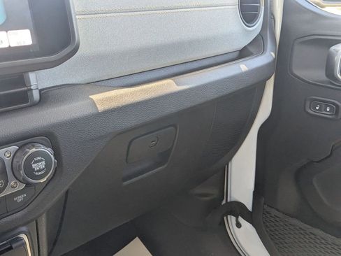 Used 2026 Jeep Gladiator Sport AWD/4WD image 22