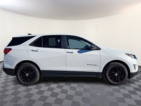 Used 2021 Chevrolet Equinox LS w/ LS Convenience Package image 8