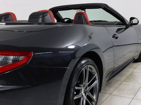 Used 2017 Maserati GranTurismo Sport RWD image 42
