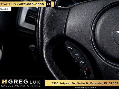 Used 2017 Aston Martin Vanquish S image 35