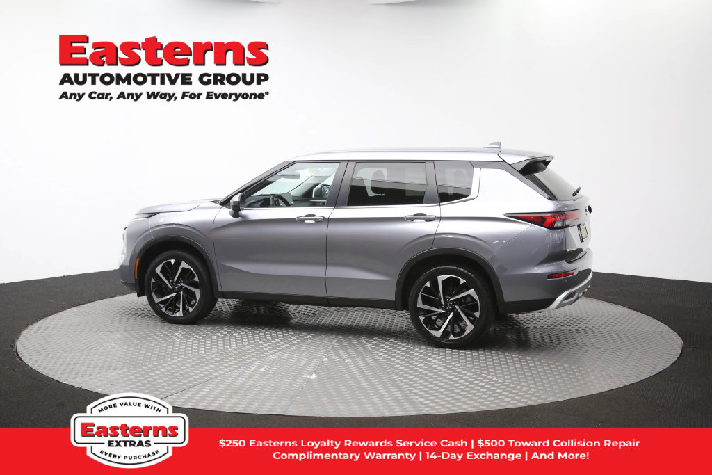 Used 2024 Mitsubishi Outlander SE AWD/4WD image 63