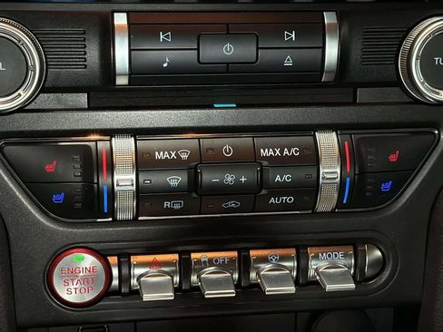 Used 2018 Ford Mustang GT Premium w/ Equipment Group 401A RWD image 24