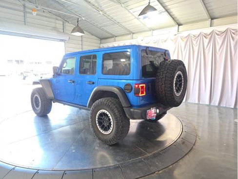 Used 2022 Jeep Wrangler Unlimited Rubicon 4xe w/ Cold Weather Group image 8