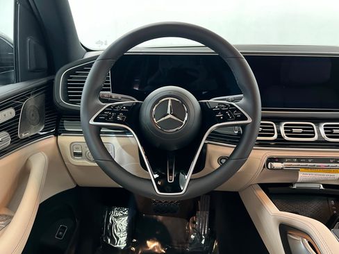 New 2026 Mercedes-Benz GLE 450 4MATIC image 12