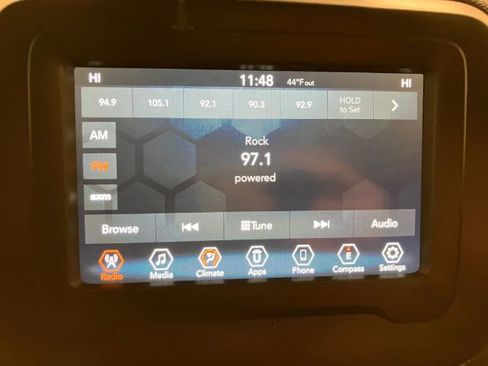 Used 2018 Jeep Renegade Sport w/ Power & Air Group image 37