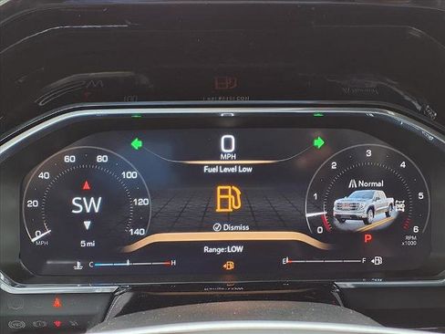 New 2026 GMC Sierra 1500 SLT image 10