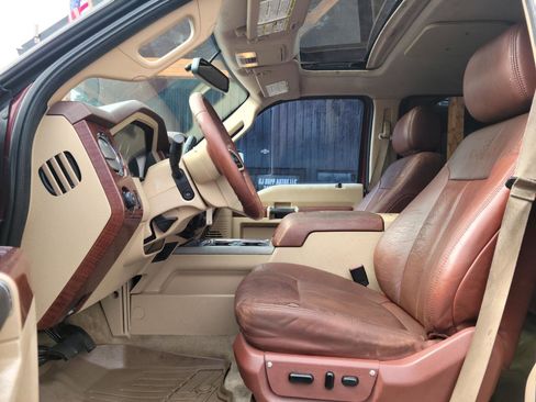 Used 2013 Ford F250 King Ranch w/ King Ranch w/Chrome Pkg image 14