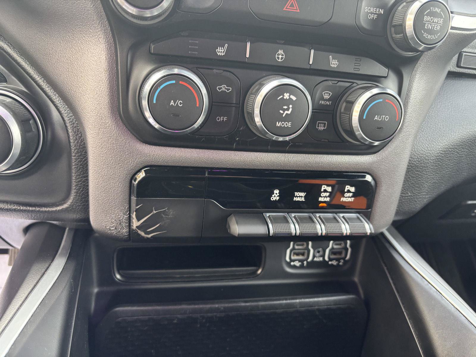Used 2022 RAM 1500 Big Horn AWD/4WD image 25