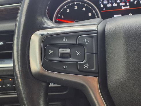 Used 2021 Chevrolet Suburban Premier w/ Premium Package RWD image 15