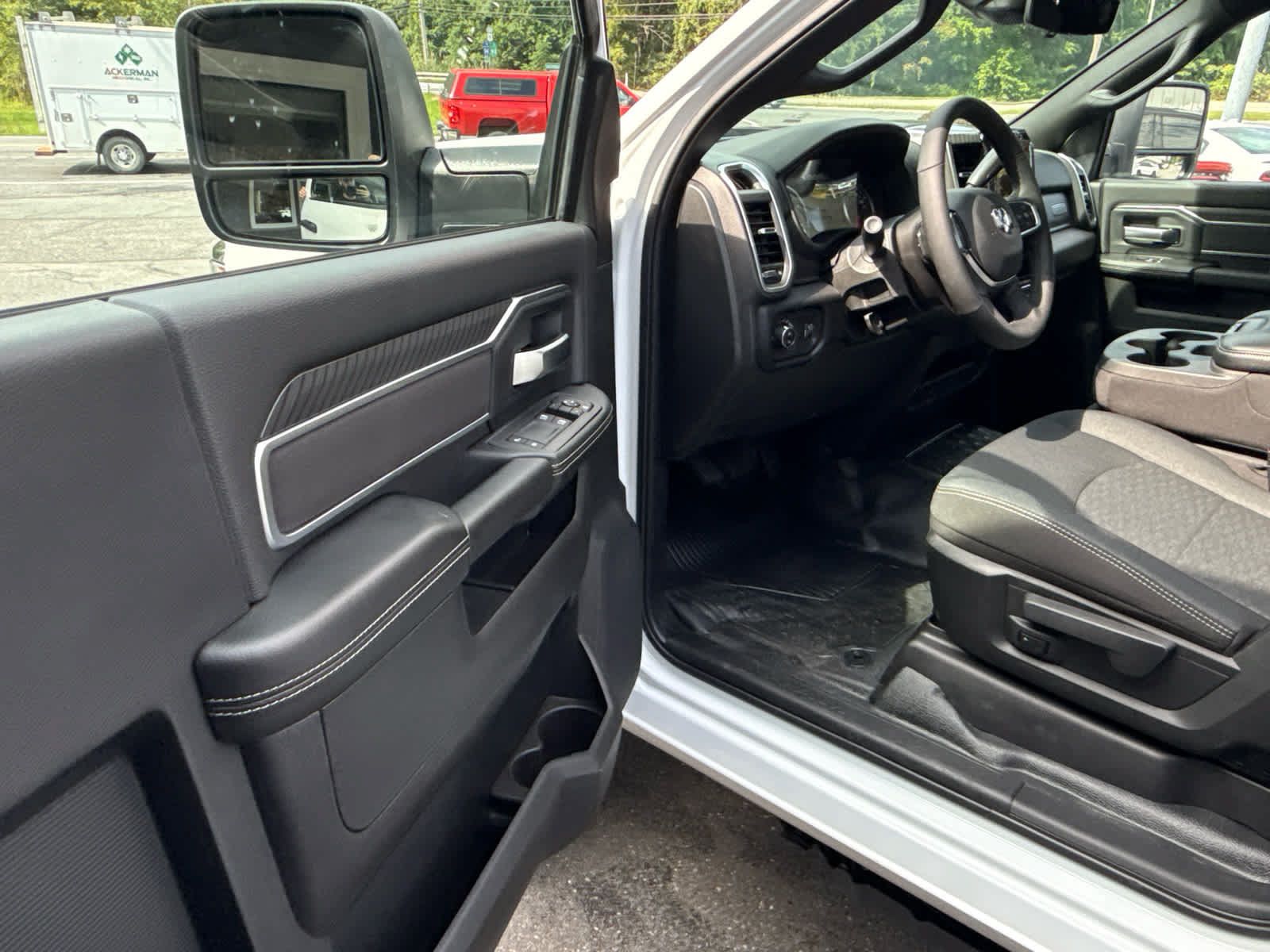 New 2026 RAM 5500 4x4 Regular Cab image 16