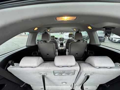 Used 2019 Honda Odyssey EX image 28