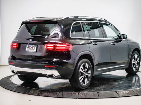 Used 2026 Mercedes-Benz GLB 250 image 4