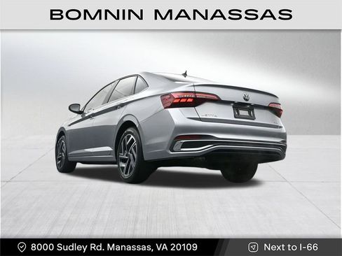 Used 2023 Volkswagen Jetta SEL image 27