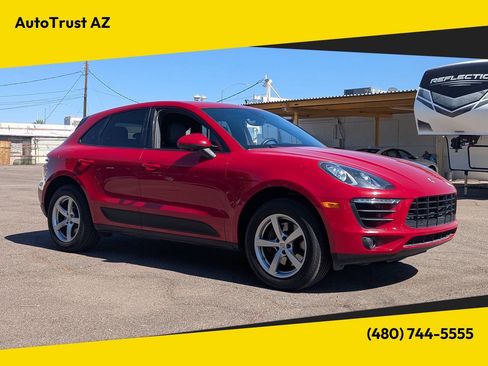 Used 2018 Porsche Macan image 1